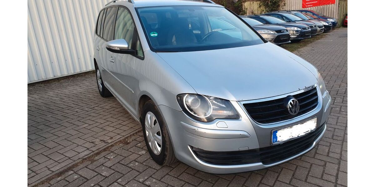 VW Touran 303.000 km 1.799 &euro; Melle 49324