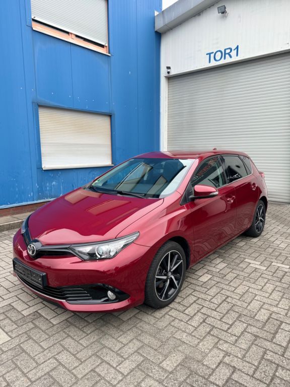 Toyota Auris 45.504 km 13.990 € Lengerich 49525