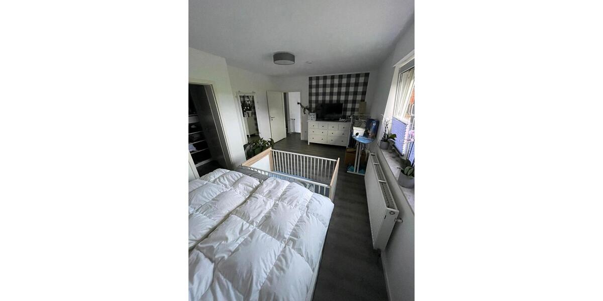 Einfamilienhaus Lotte - 8 Zimmer, 270 m&sup2;, 1.700&euro; | Angebot:25405566