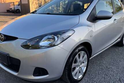Mazda 2 158.124 km 3.290 &euro; Ibbenbüren 49477