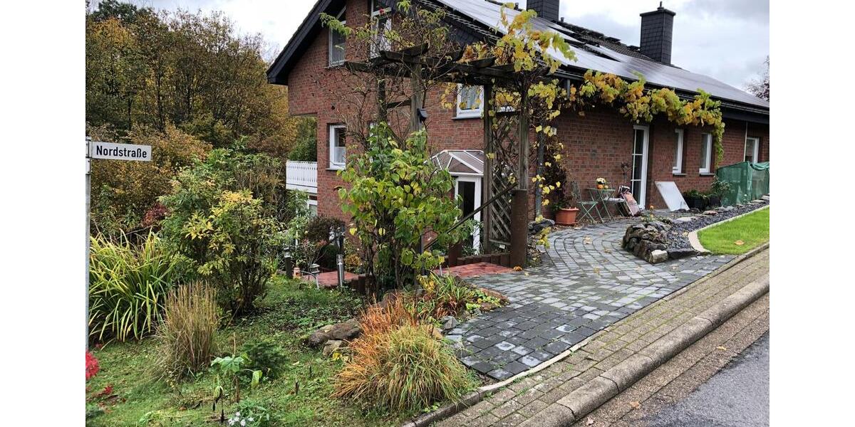 Dachgeschoßwohnung Bramsche - 5 Zimmer, 100 m&sup2;, 15&euro; | Angebot:25138591