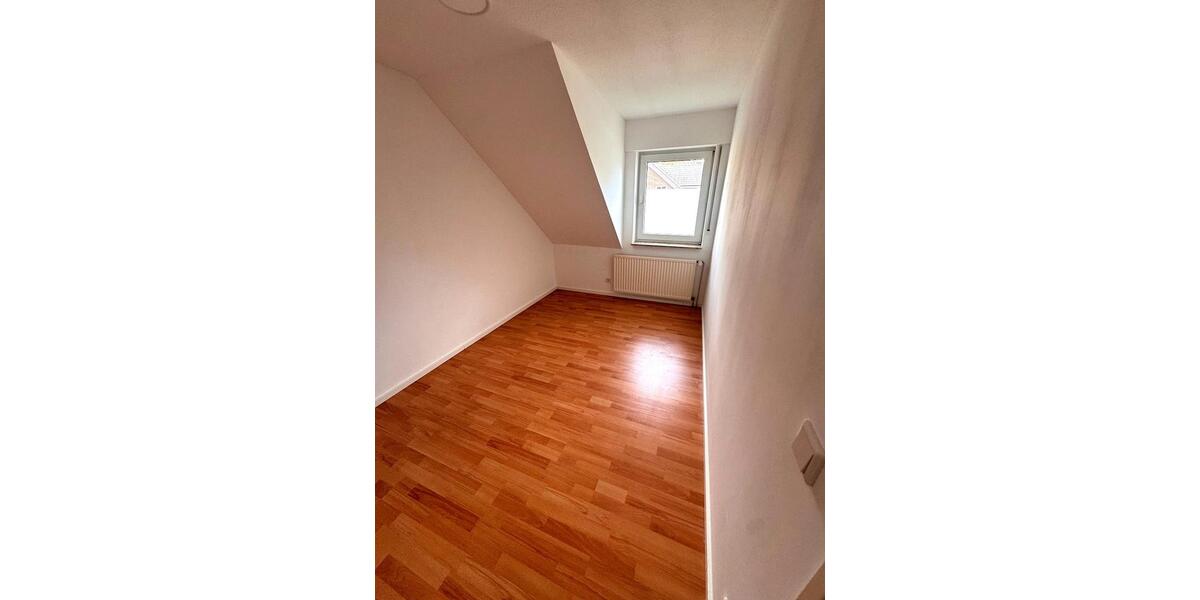 Etagenwohnung Neuenkirchen - 4 Zimmer, 105 m&sup2;, 735&euro; | Angebot:26127229
