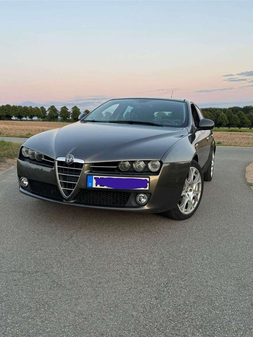 Alfa Romeo 159 230.000 km 2.700 € Ladbergen 49549