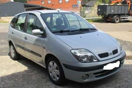 Renault Scenic 190.000 km 990 € Ibbenbueren 49477
