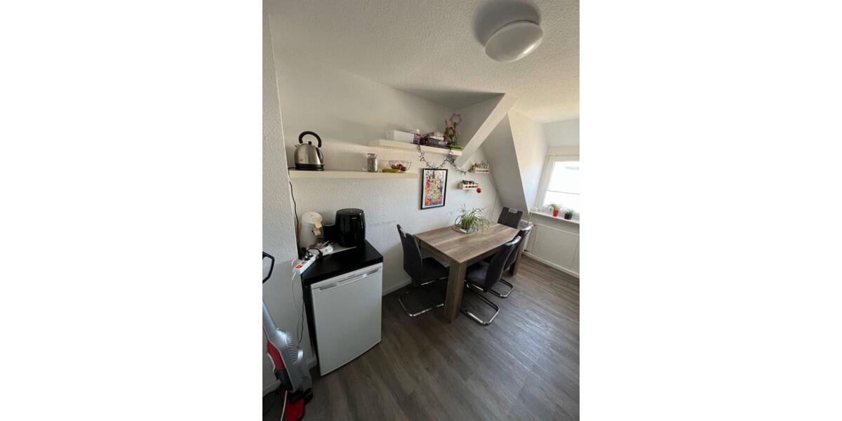 Dachgeschoßwohnung Osnabrück - 12 Zimmer, 90 m&sup2;, 337&euro; | Angebot:26287456