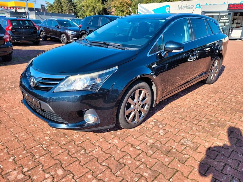 Toyota Avensis 203.793 km 7.400 € Halle (Westfalen) 33790