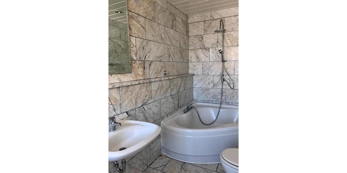 Einfamilienhaus Osnabrück - 3 Zimmer, 140 m&sup2;, 1.300&euro; | Angebot:26446975