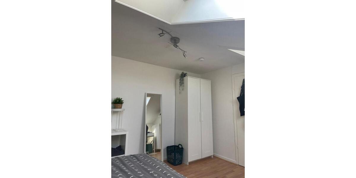 Dachgeschoßwohnung Osnabrück Hellern - 2.5 Zimmer, 61 m&sup2;, 800&euro; | Angebot:26505121