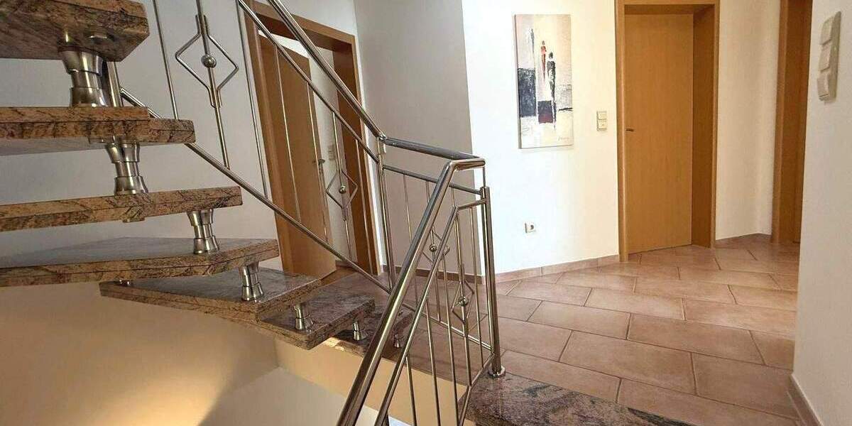 Lage, Lage, Lage! Großzügige Doppelhaushälfte in begehrter, ruhiger Lage von Dissen 5 zimmer