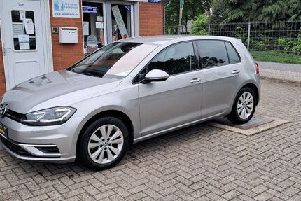 VW Golf 175.000 km 11.400 &euro; Voltlage bei Osnabrück 49599