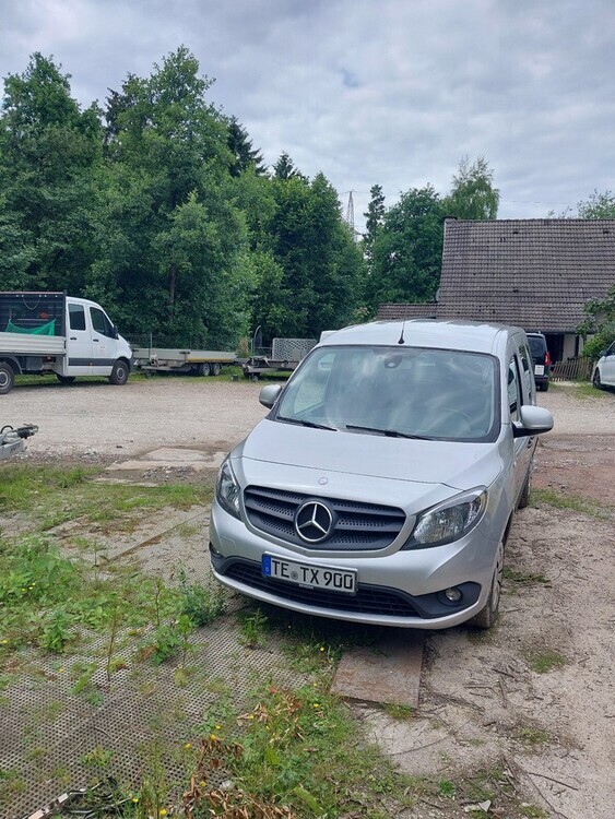 Mercedes-Benz Citan Kombi 176.000 km 8.500 € Tecklenburg 49545