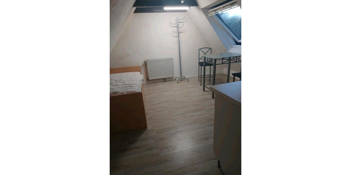 Dachgeschoßwohnung Osnabrück Hellern - 2 Zimmer, 40 m&sup2;, 620&euro; | Angebot:27601772