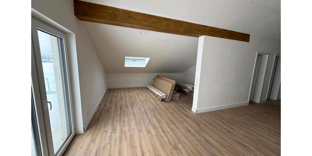 Dachgeschoßwohnung Bad Essen - 4 Zimmer, 125 m&sup2;, 1.300&euro; | Angebot:24681903