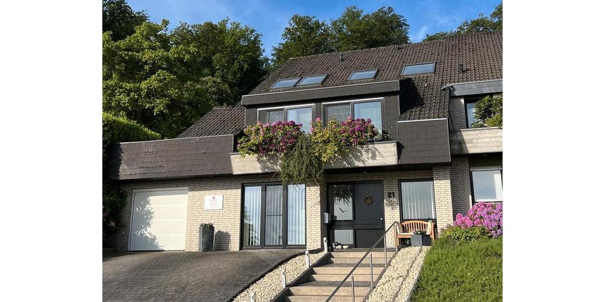 Doppelhaushälfte Georgsmarienhütte - 7 Zimmer, 250 m&sup2;, 675.000&euro; | Angebot:27232047