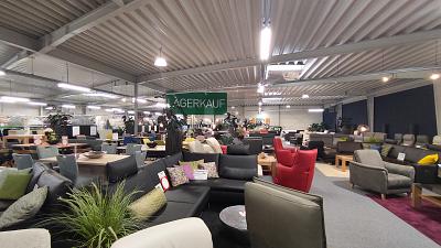 AUSSTELLUNGS- UND VERKAUFSRAUM zimmer