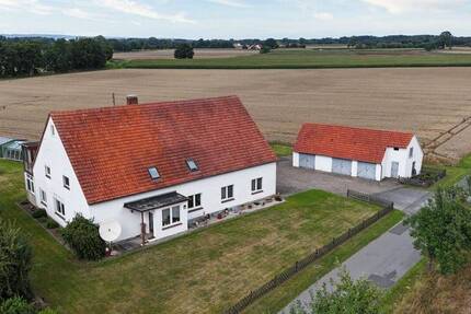 Viel Platz, Viel Leben: Landhaus mit großem Grundstück in Preußisch Oldendorf