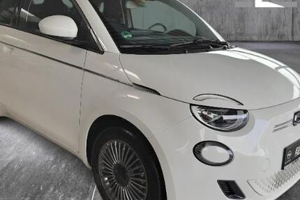 Fiat 500e 13.208 km 19.790 &euro; Versmold 33775