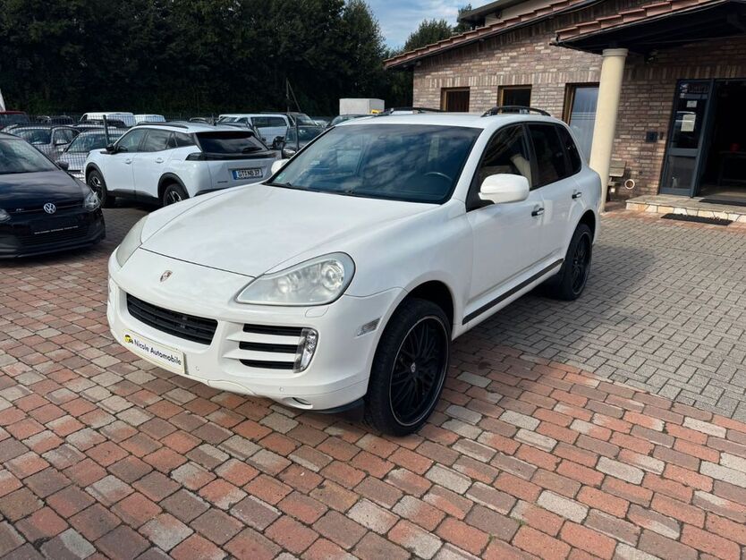 Porsche Cayenne 238.000 km 12.650 € Versmold 33775