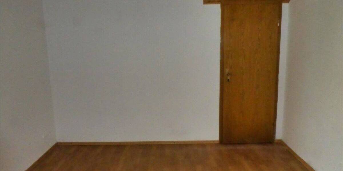 Mehrfamilienhaus, Wohnhaus Rödinghausen Bruchmühlen - 7 Zimmer, 180 m&sup2;, 285.000&euro; | Angebot:25677089
