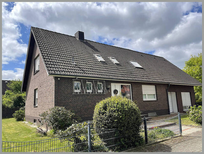 Ein- bis Zweifamilienhaus in zentraler, ruhiger Lage