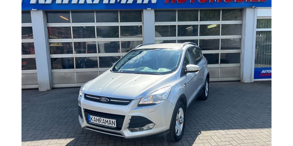 Ford Kuga 158.000 km 8.399 &euro; Osnabrück 49090