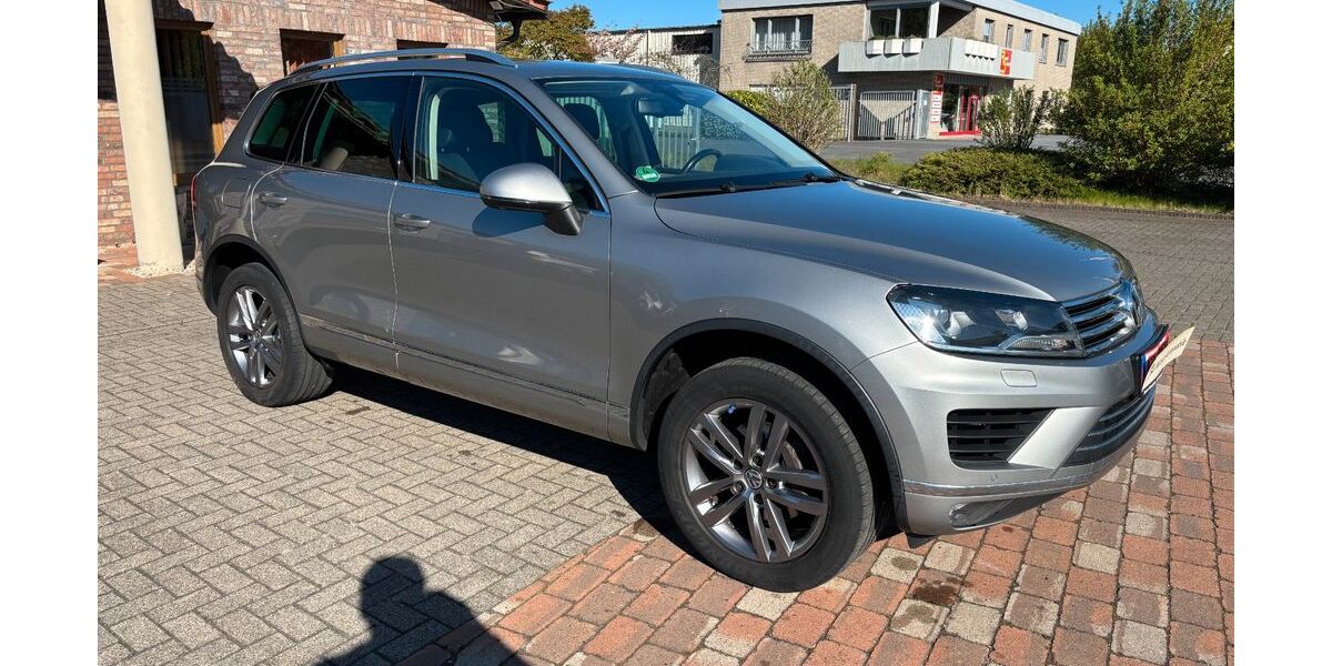 VW Touareg 209.850 km 17.750 &euro; Versmold 33775