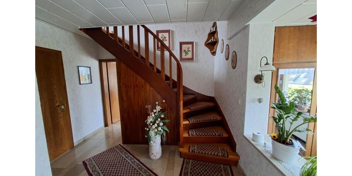 Einfamilienhaus Bad Essen - 9 Zimmer, 185 m&sup2;, 350.000&euro; | Angebot:26423948