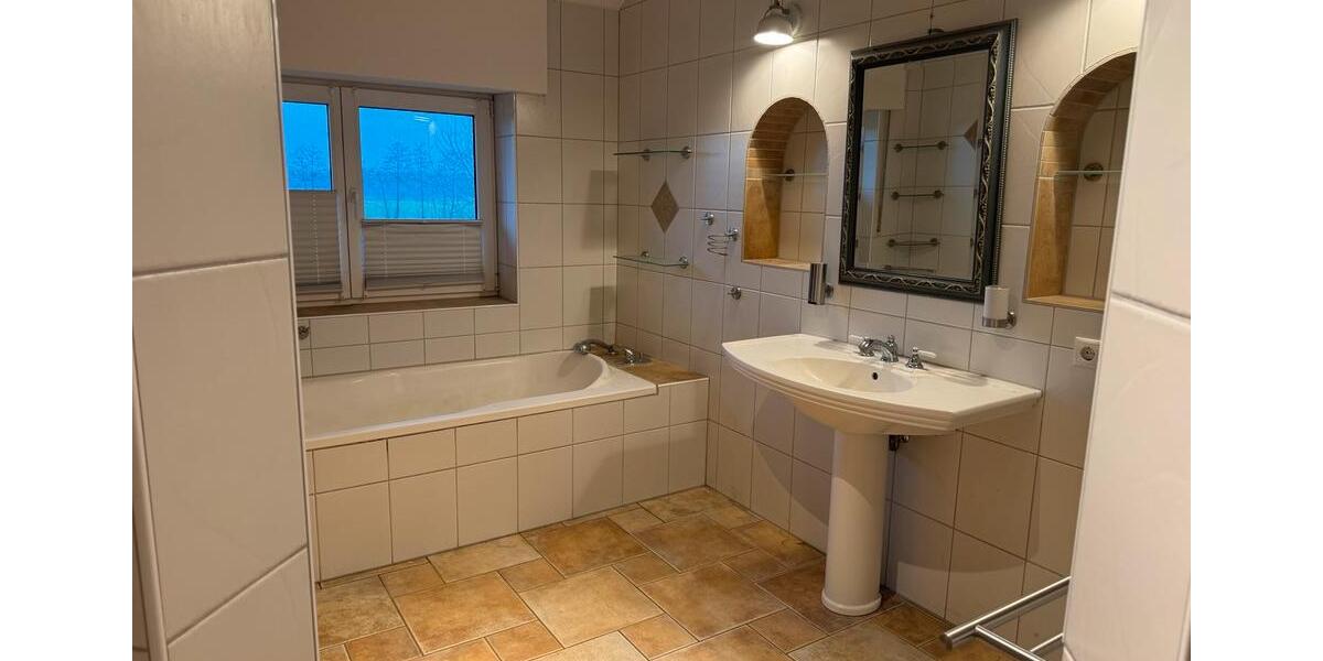 Etagenwohnung Bramsche - 3 Zimmer, 120 m&sup2;, 1.000&euro; | Angebot:25512129