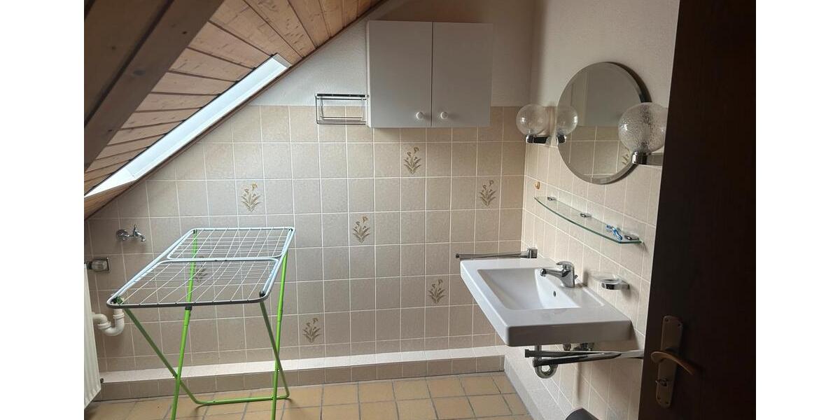 Dachgeschoßwohnung Osnabrück Hellern - 2 Zimmer, 70 m&sup2;, 620&euro; | Angebot:27553583