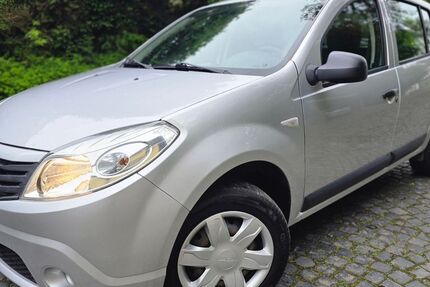 Dacia Sandero 179.800 km 2.790 &euro; Borgholzhausen 33829