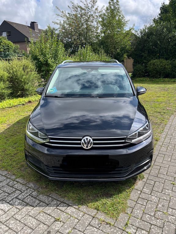 VW Touran 65.838 km 25.500 € Neuenkirchen-Vörden 49434