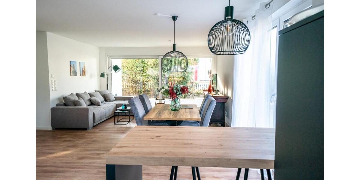 Erdgeschoßwohnung Osnabrück Gretesch - 4 Zimmer, 110 m&sup2;, 1.700&euro; | Angebot:26162083