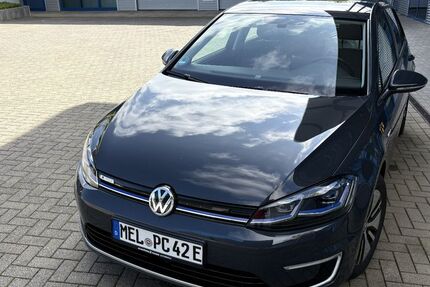 VW Golf 46.900 km 14.000 &euro; Melle 49328
