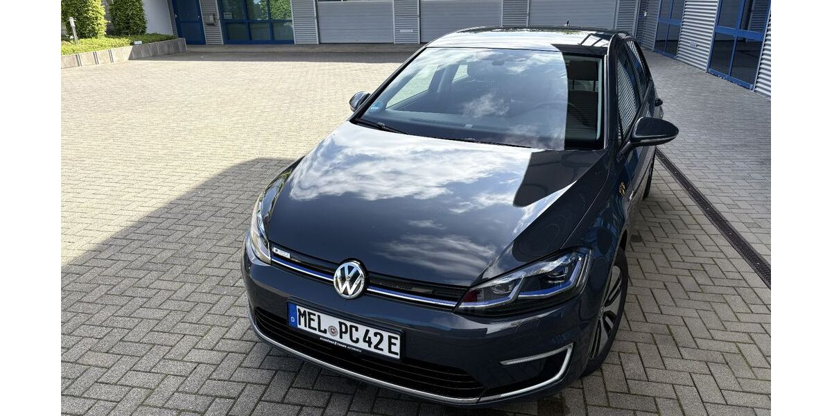 VW Golf 46.900 km 14.000 &euro; Melle 49328
