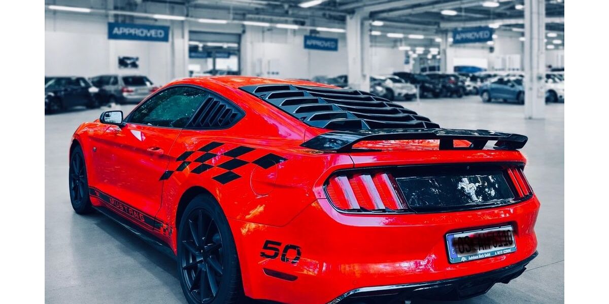 Ford Mustang 139.000 km 20.800 &euro; Dissen Atw 49201