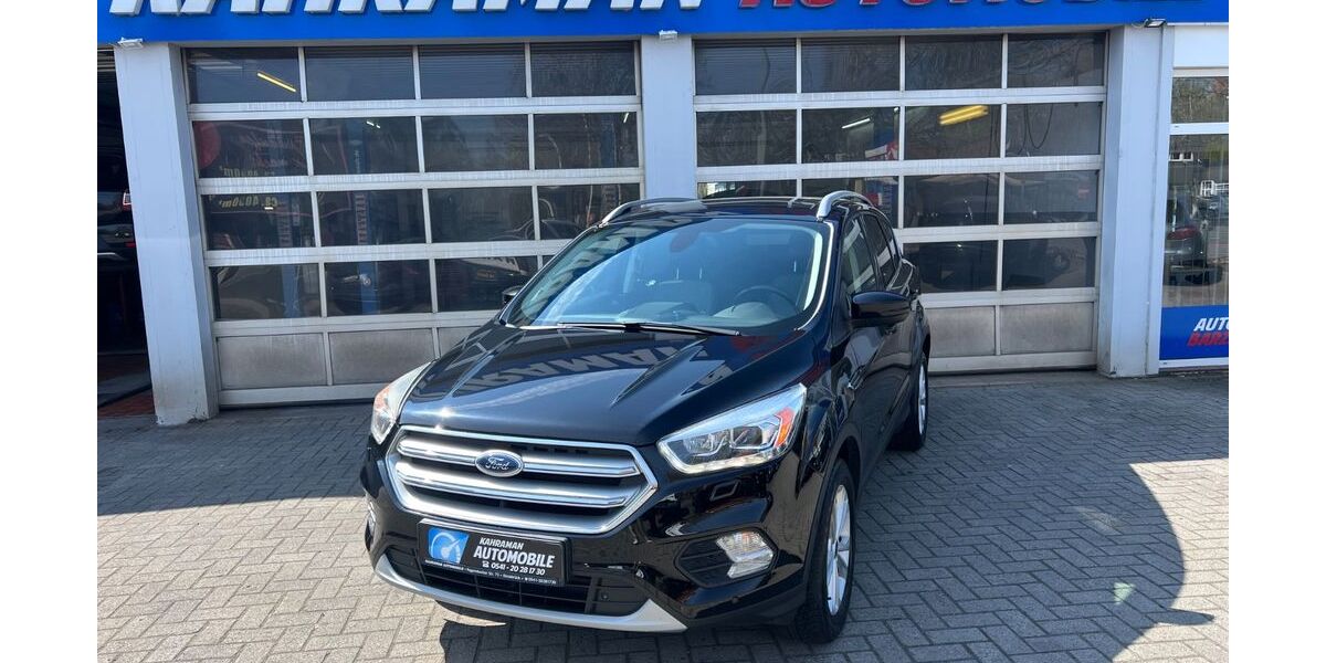 Ford Kuga 139.616 km 11.499 &euro; Osnabrück 49090