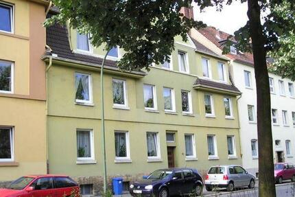 1. Obergeschoss, für Sie renoviert: stadtnahe 5-Zi.-Wohnung. 5 zimmer