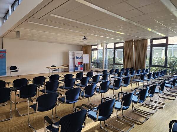 Gewerbeobjekt Osnabrück Schölerberg - 6 Zimmer, 126 m&sup2;, 1.430&euro; | Angebot:26160223