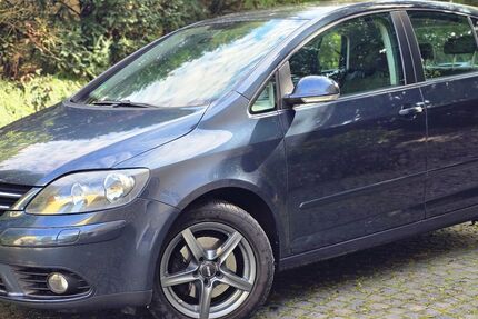 VW Golf 180.000 km 3.990 € Borgholzhausen 33829