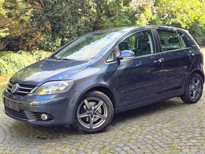 VW Golf 180.000 km 3.990 € Borgholzhausen 33829