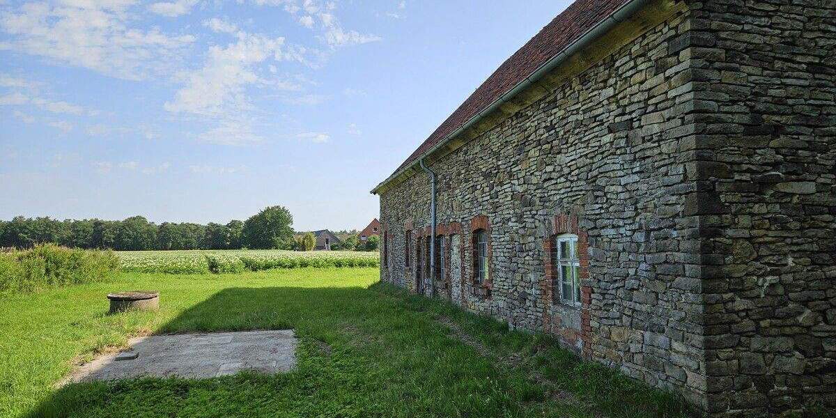 Einfamilienhaus Bohmte - 6 Zimmer, 220 m&sup2;, 165.000&euro; | Angebot:24826027