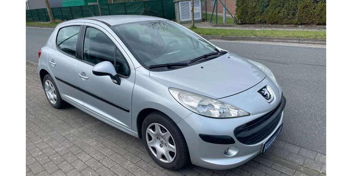 Peugeot 207 167.000 km 2.490 &euro; Georgsmarienhütte 49124