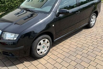 Skoda Fabia 176.000 km 2.700 &euro; Georgsmarienhütte 49124