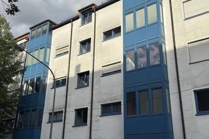 Dachgeschosswohnung mit Balkon und PKW Stellplatz in zentraler Wohnlage von Osnabrück 2 zimmer