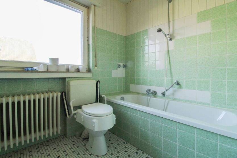 Greifen Sie zu! Renovierungsbedürftiges Reiheneckhaus samt Garten in Belm - Erbbaurecht 7 zimmer