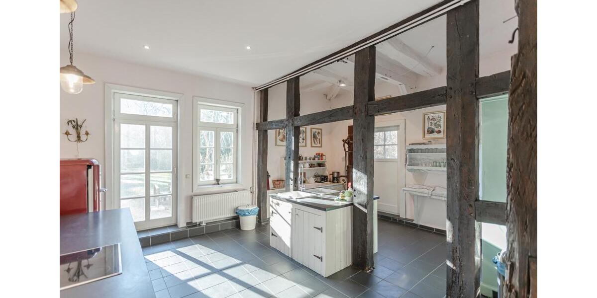 Einfamilienhaus Bad Essen - 8 Zimmer, 250 m&sup2;, 2.000&euro; | Angebot:19898622