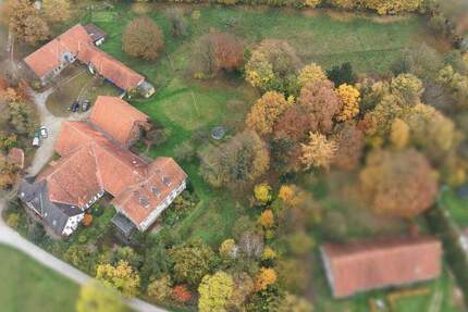 Ein Anwesen, das Geschichten erzählt - und Zukunft bietet! 2 zimmer