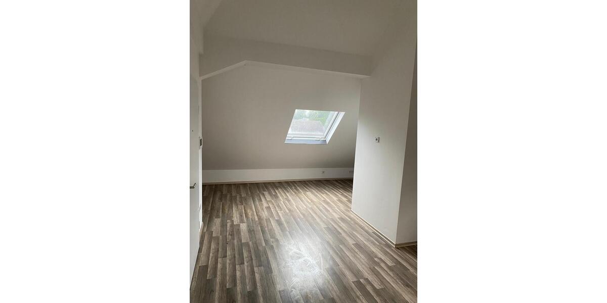 Dachgeschoßwohnung Westerkappeln - 1 Zimmer, 52 m&sup2;, 700&euro; | Angebot:26677991