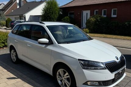 Skoda Fabia 137.572 km 8.999 &euro; Osnabrück 49088