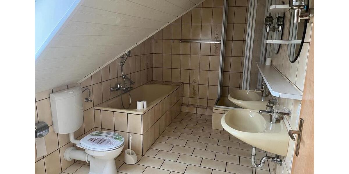 Dachgeschoßwohnung Bramsche - 4 Zimmer, 115 m&sup2;, 740&euro; | Angebot:26578124